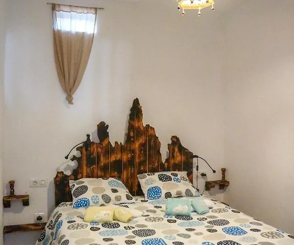 La Casa Encantada Del Bosque * 伊科德·德·洛斯·维诺斯