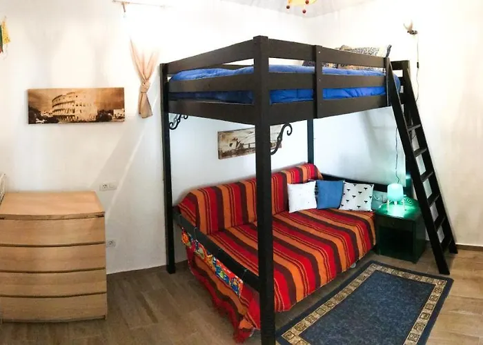 La Casa Encantada Del Bosque * イコー・デ・ロス・ビノス